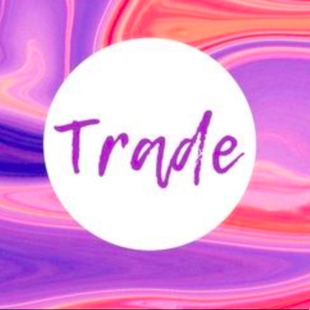 Interested in doing trades! Send me a message with what you want to trade. ❤️❤️